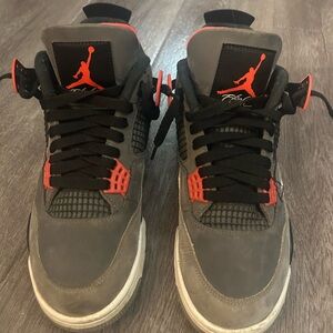 Jordan 4 infrareds box included